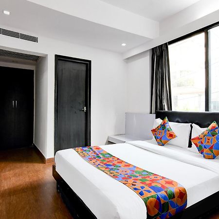 FabHotel 1 Lovelock Kalkutta Exterior foto